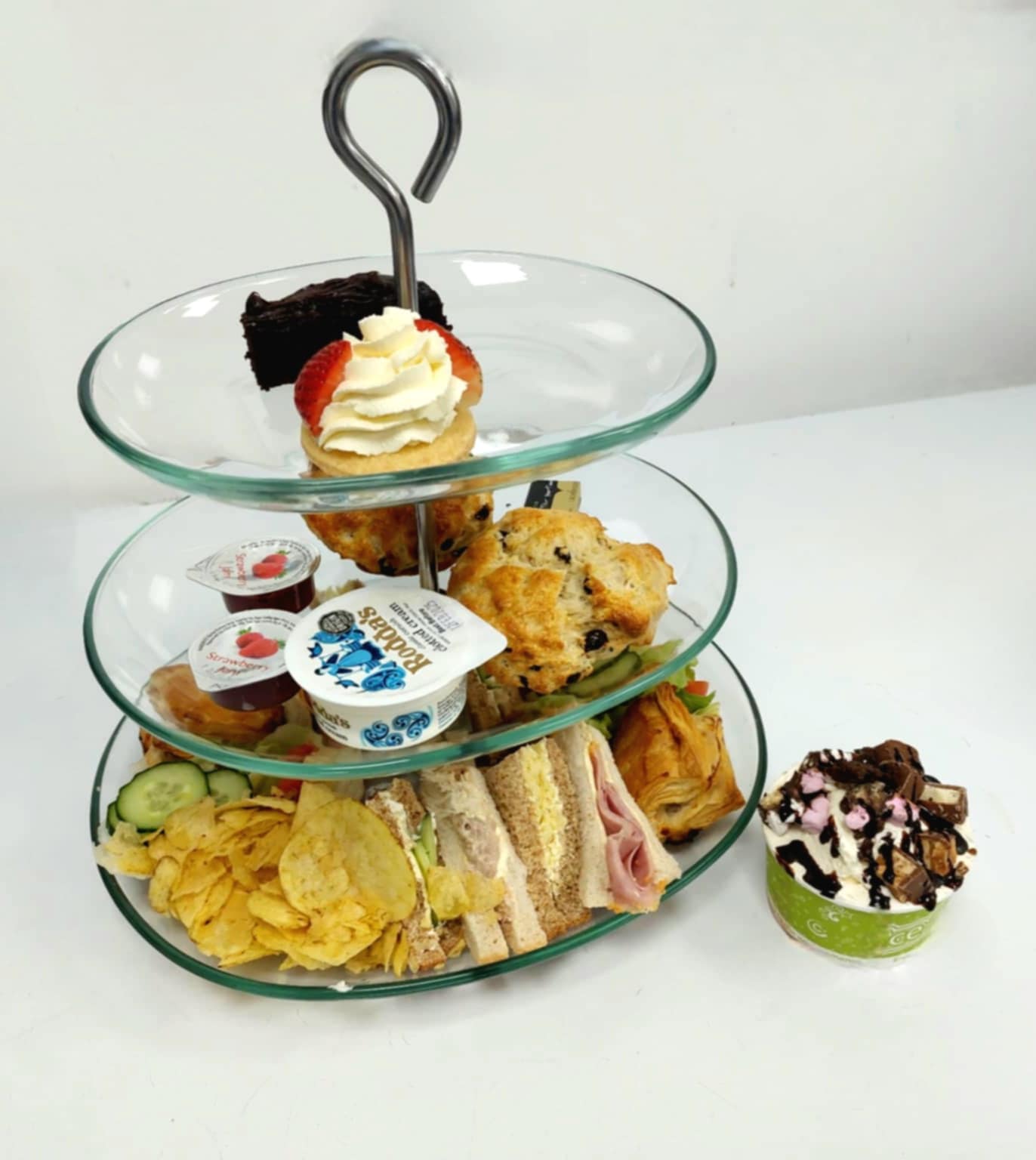 Afternoon tea for 2